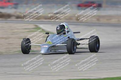 media/Oct-25-2025-CalClub SCCA (Sat) [[34c778dfbe]]/Group 5/Qualifying/